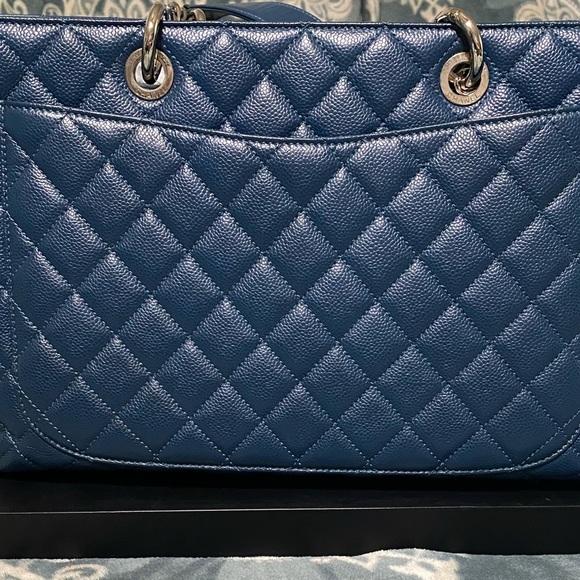 🌈Chanel XL GST Blue W/ Silver how’s work💎 - Picture 3 of 16